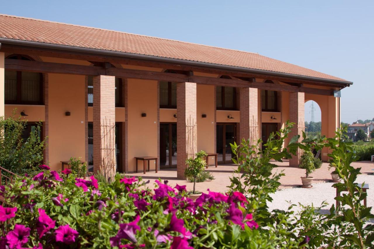 Hotel Collina Dei Poeti à SantʼArcangelo di Romagna Extérieur photo